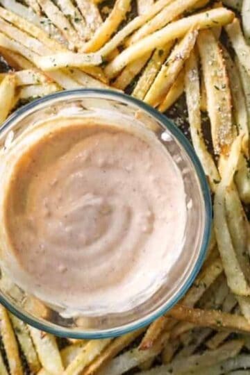 garlic pommes frites with dip