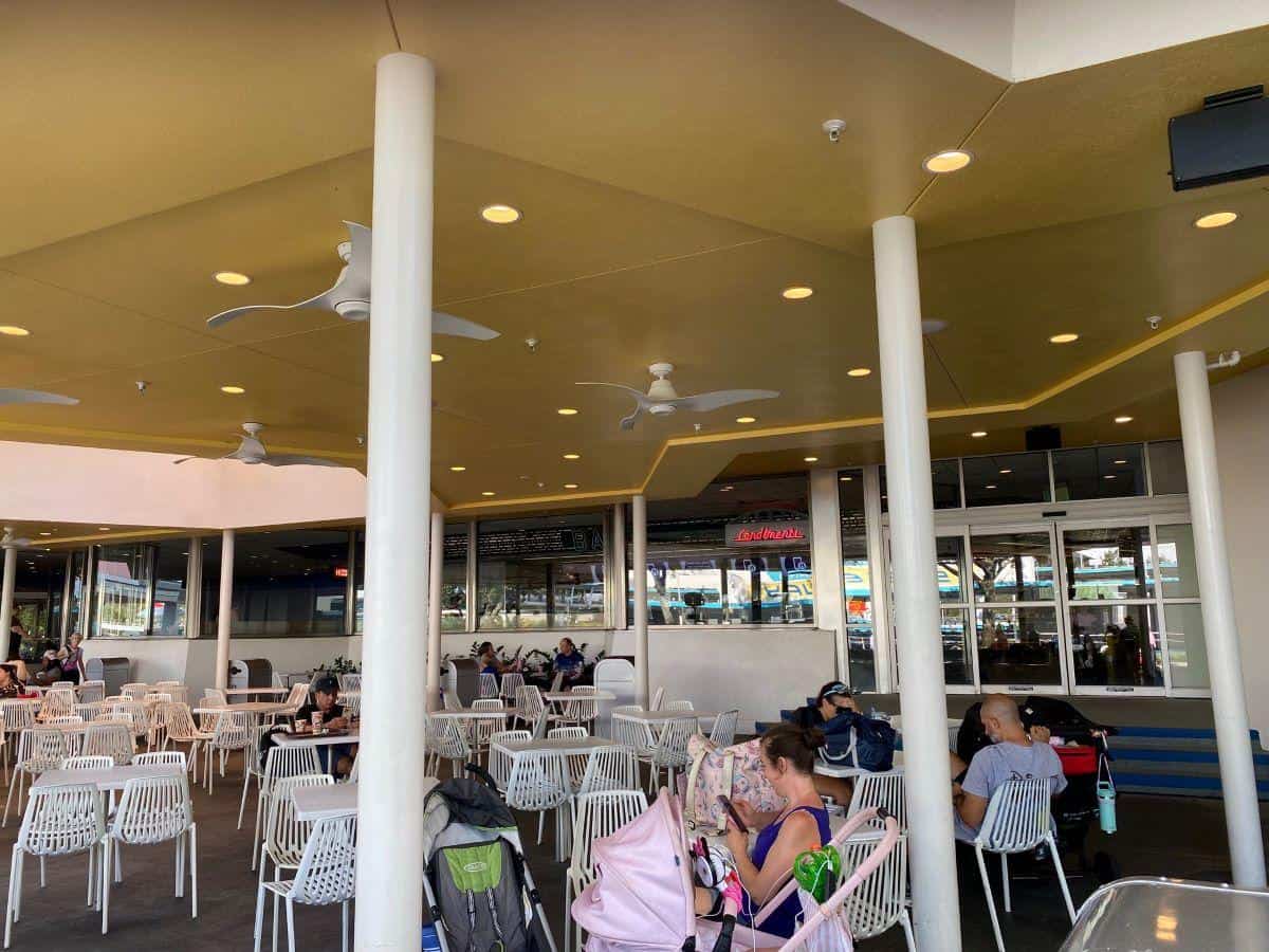 cosmic rays starlight cafe outdoor seating