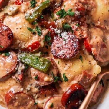 One-Pot Creamy Cajun Ravioli Pasta with Sausage & Peppers