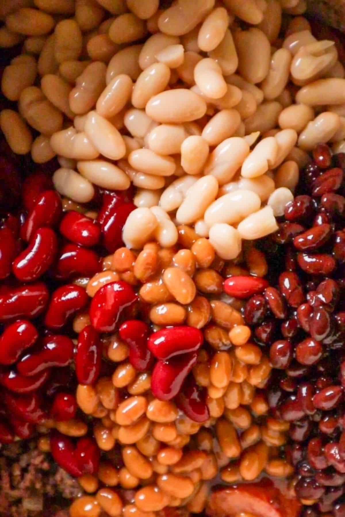beans in pot for cowboy beans