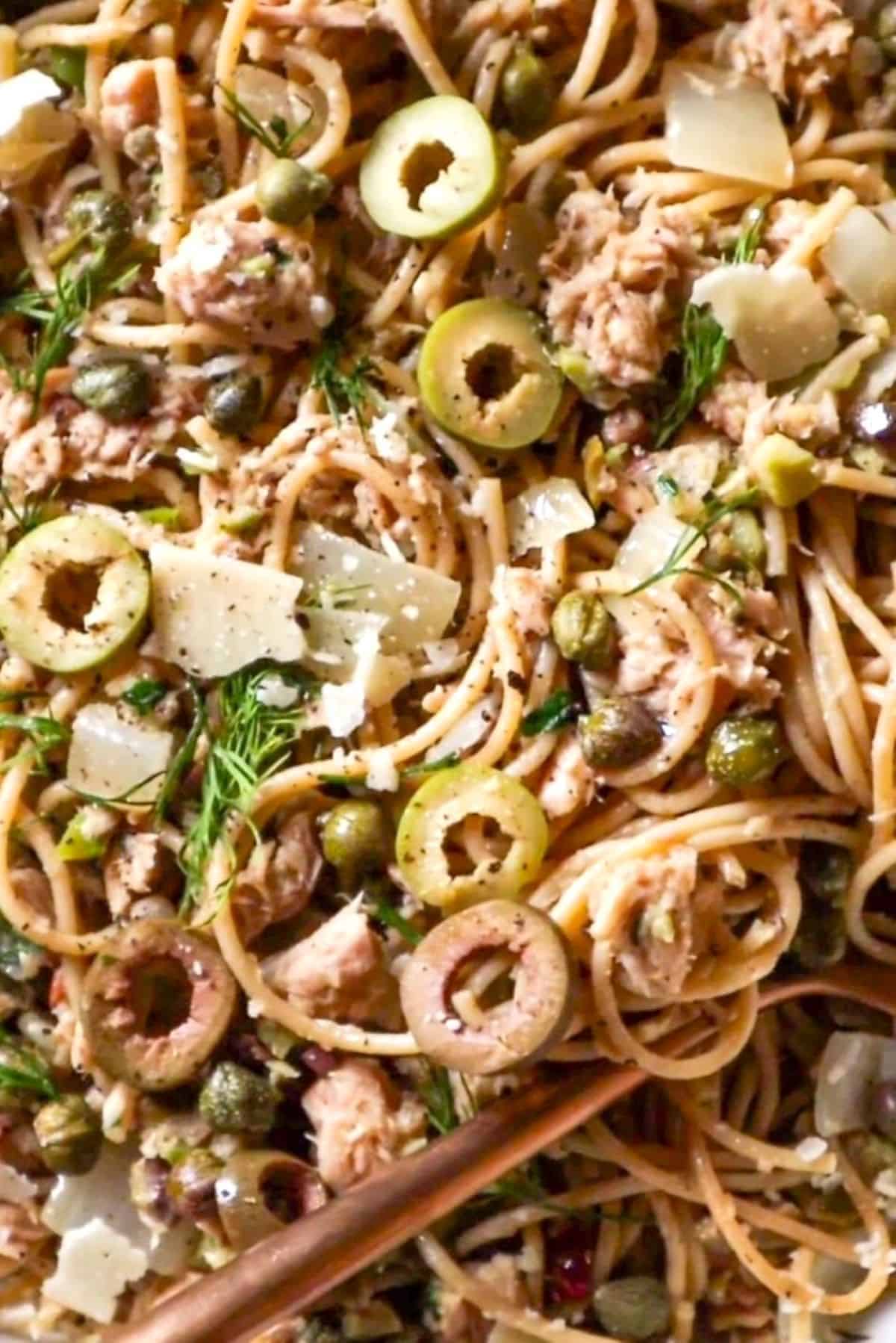 Mediterranean pasta recipe with tuna