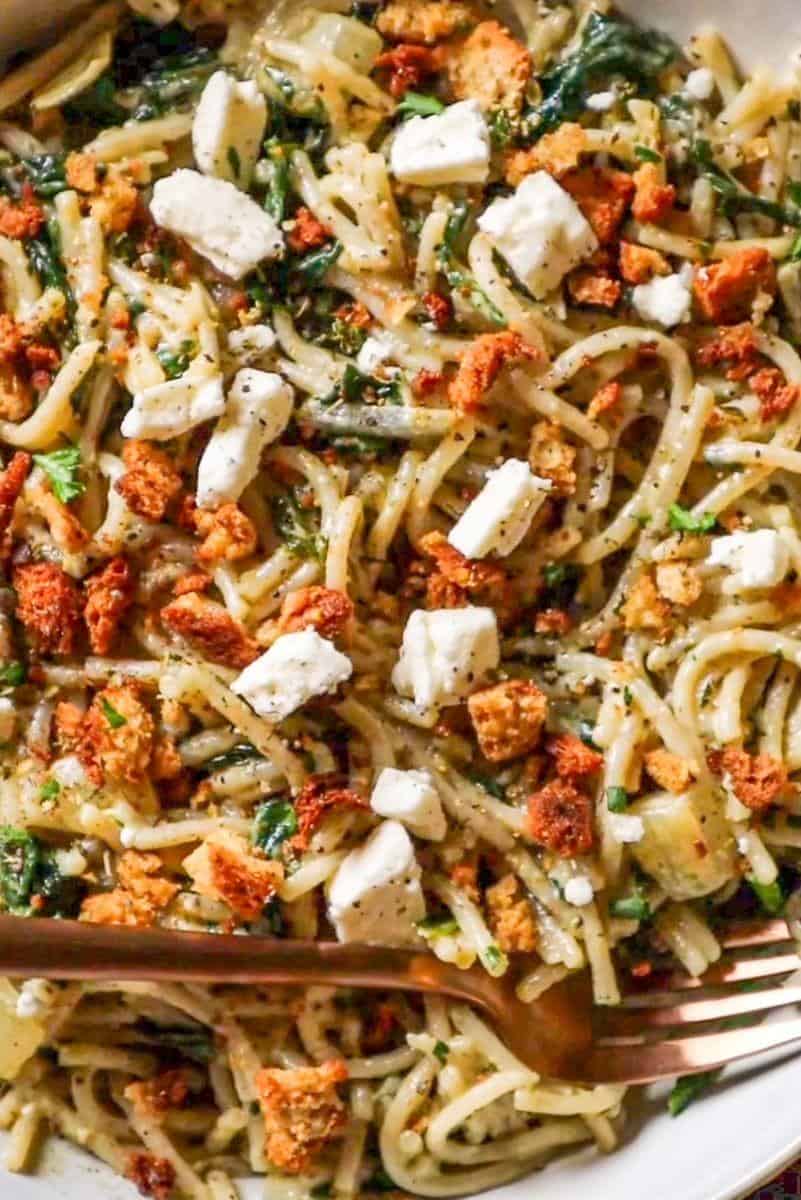 creamy spinach and feta pasta with garlic breadcrumbs