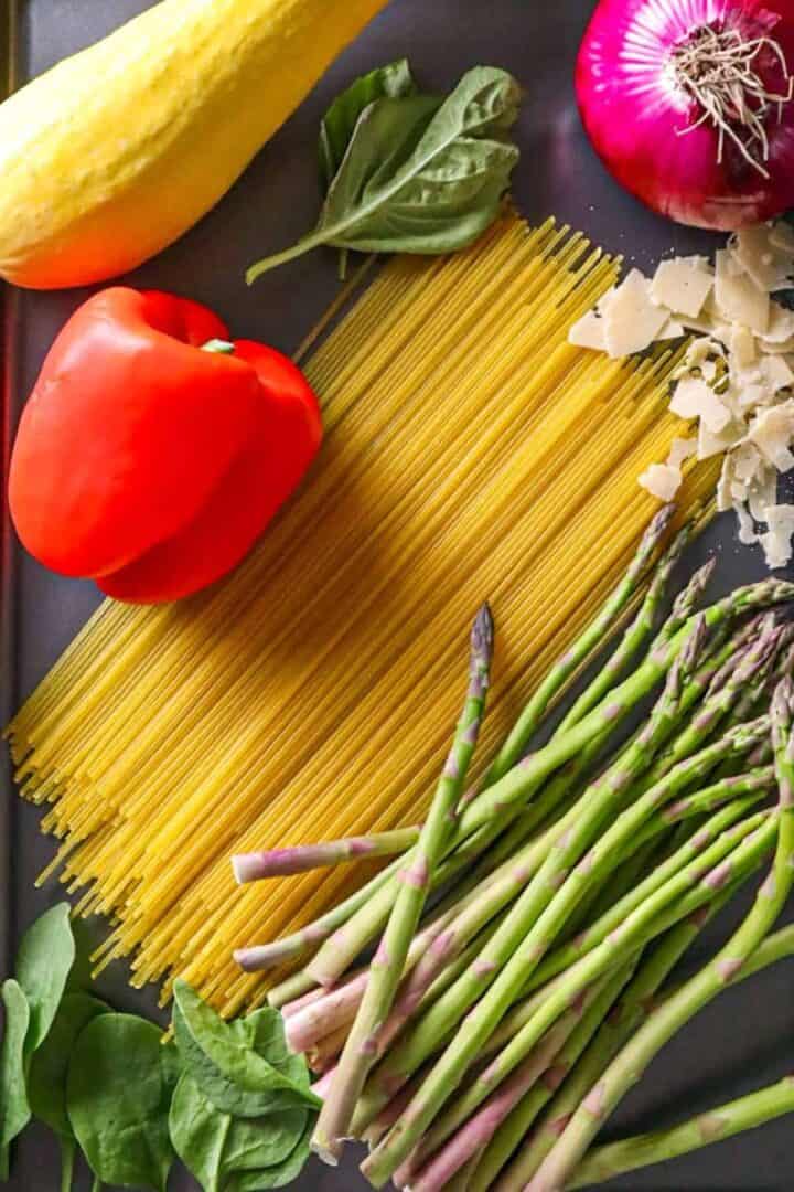 ingredients for easy veggie pasta