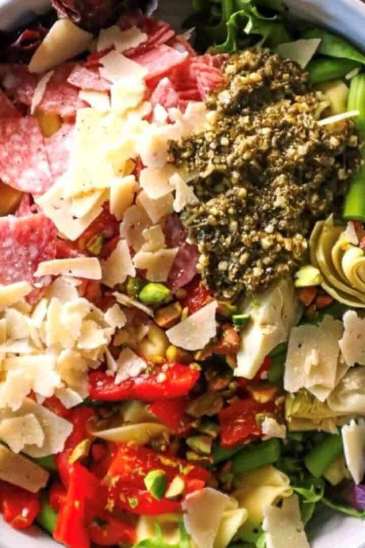 ingredients for pesto tortellini pasta salad