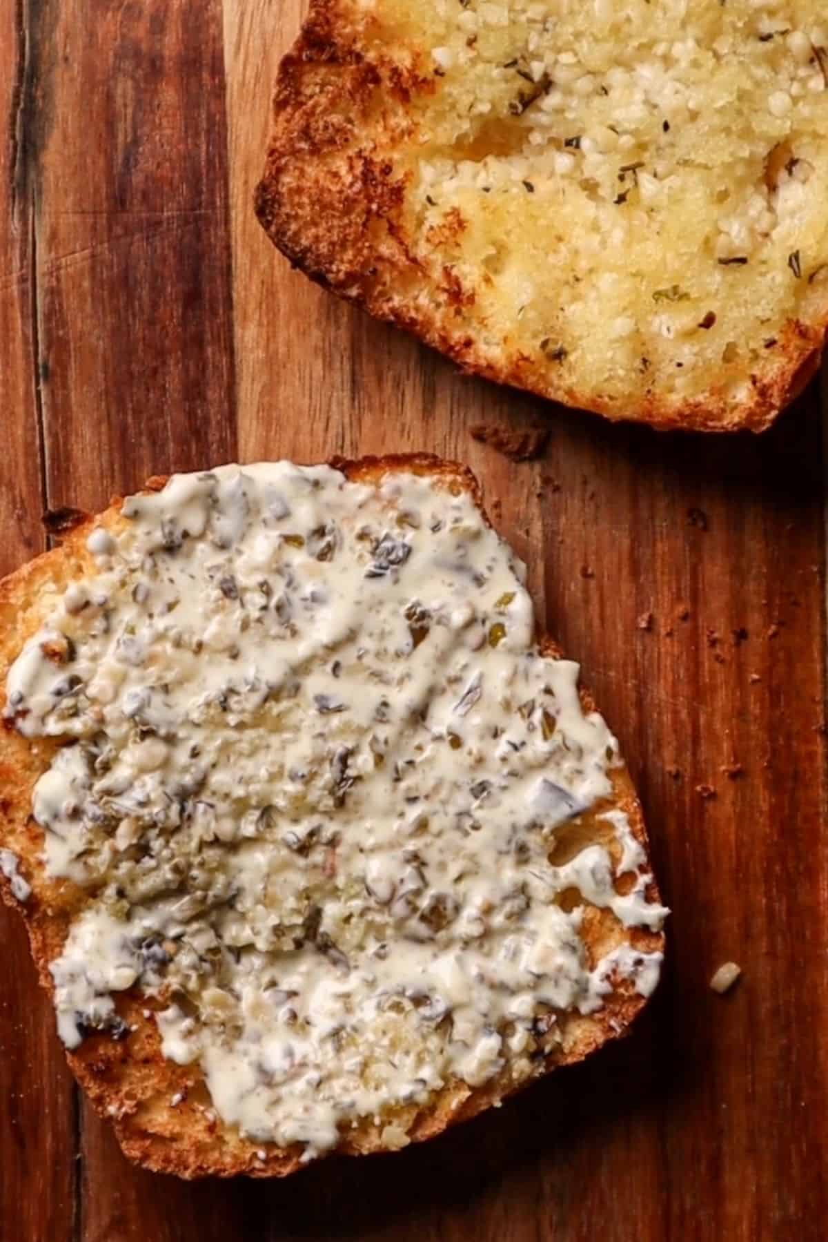 toasted bread with pesto aioli