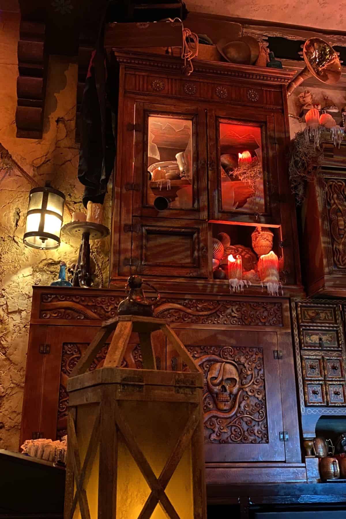 the beak and barrel bar details