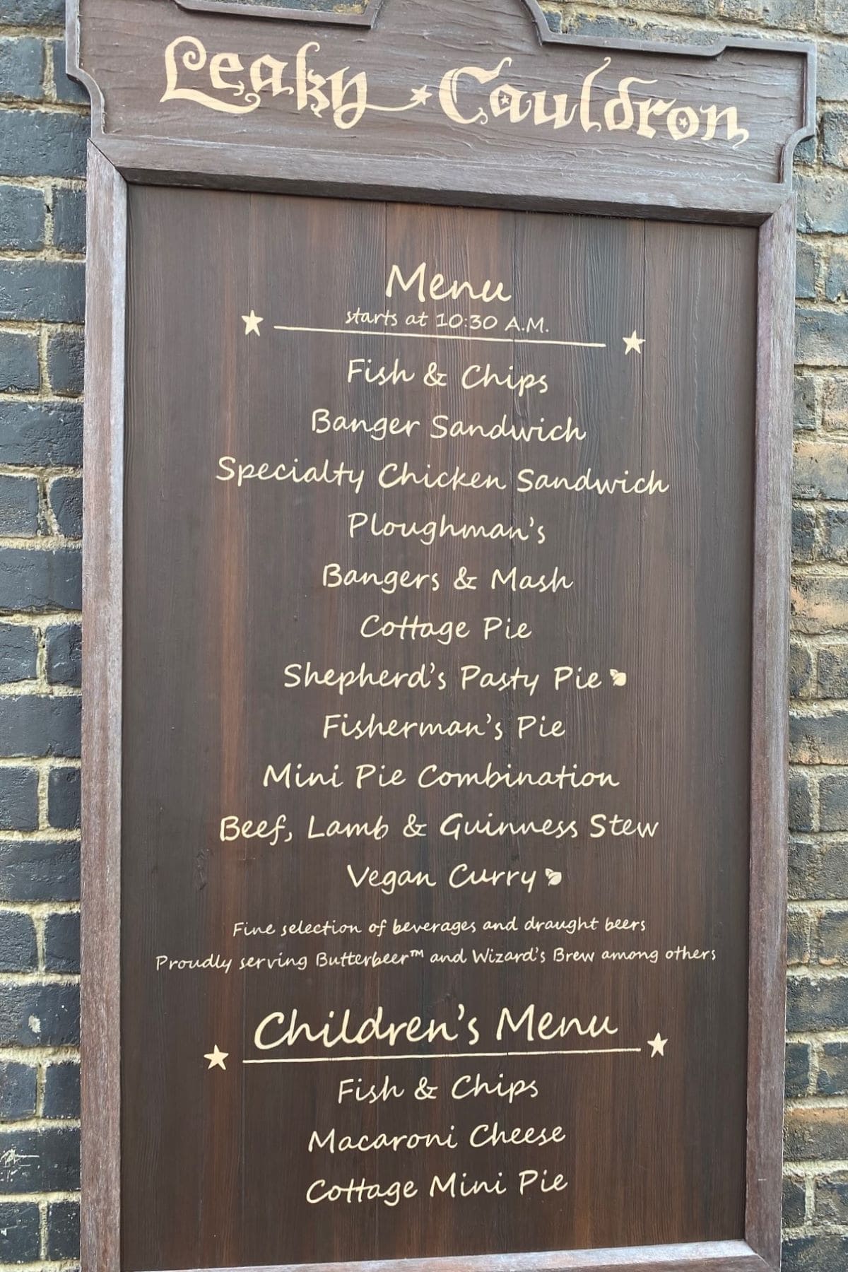 the leaky cauldron lunch and dinner menu universal studios