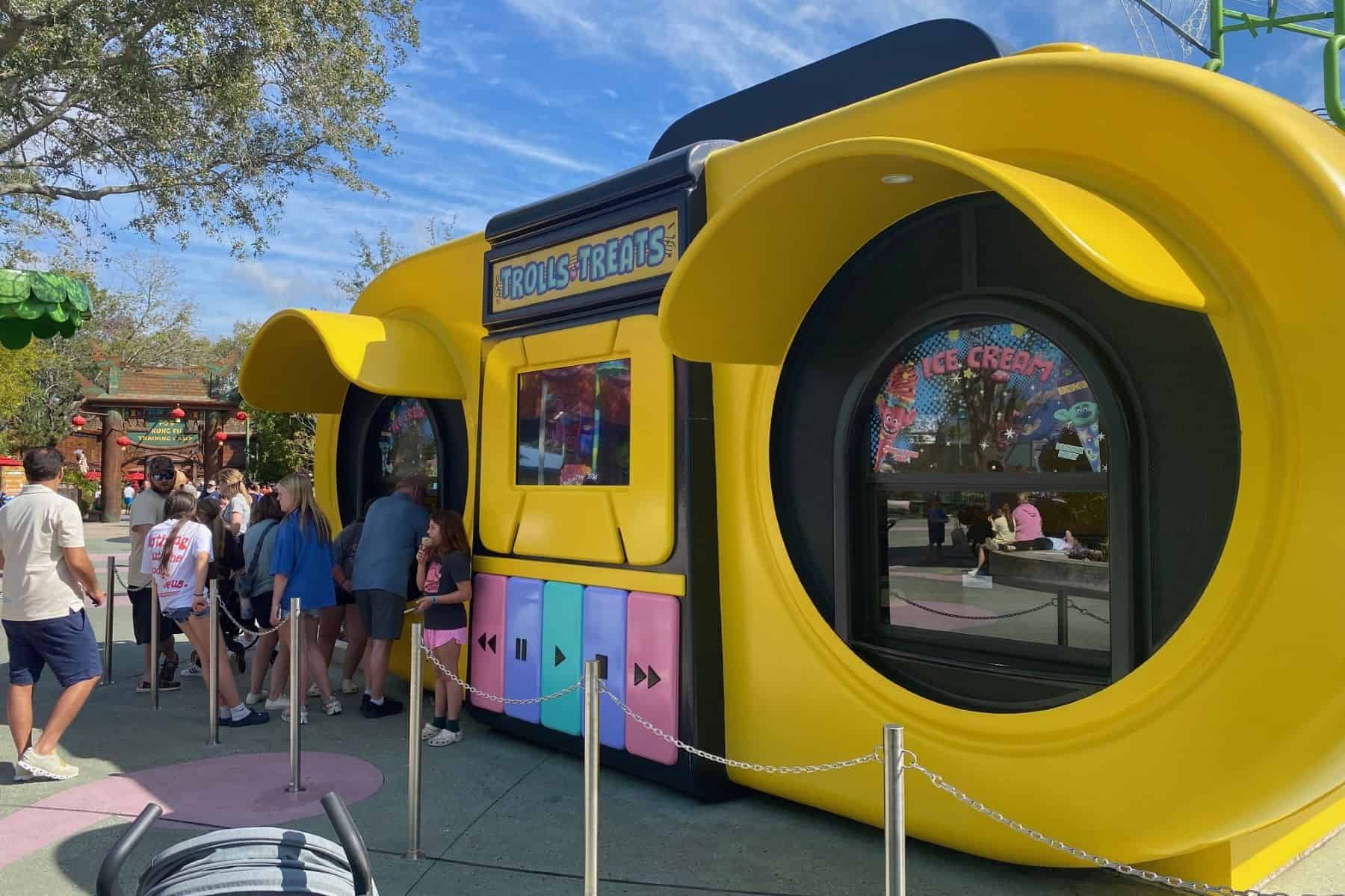 trolls treats universal studios
