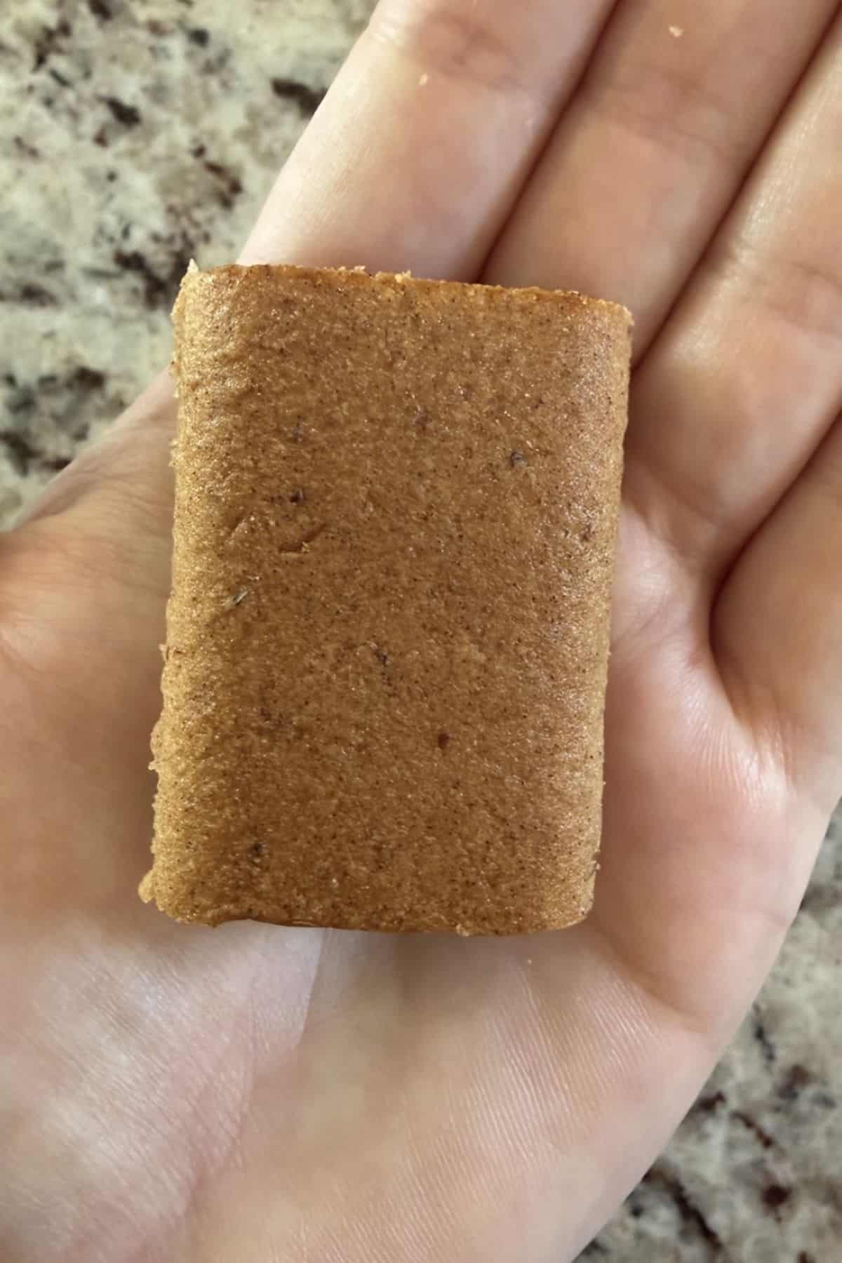 natures bakery gluten free fig bars size