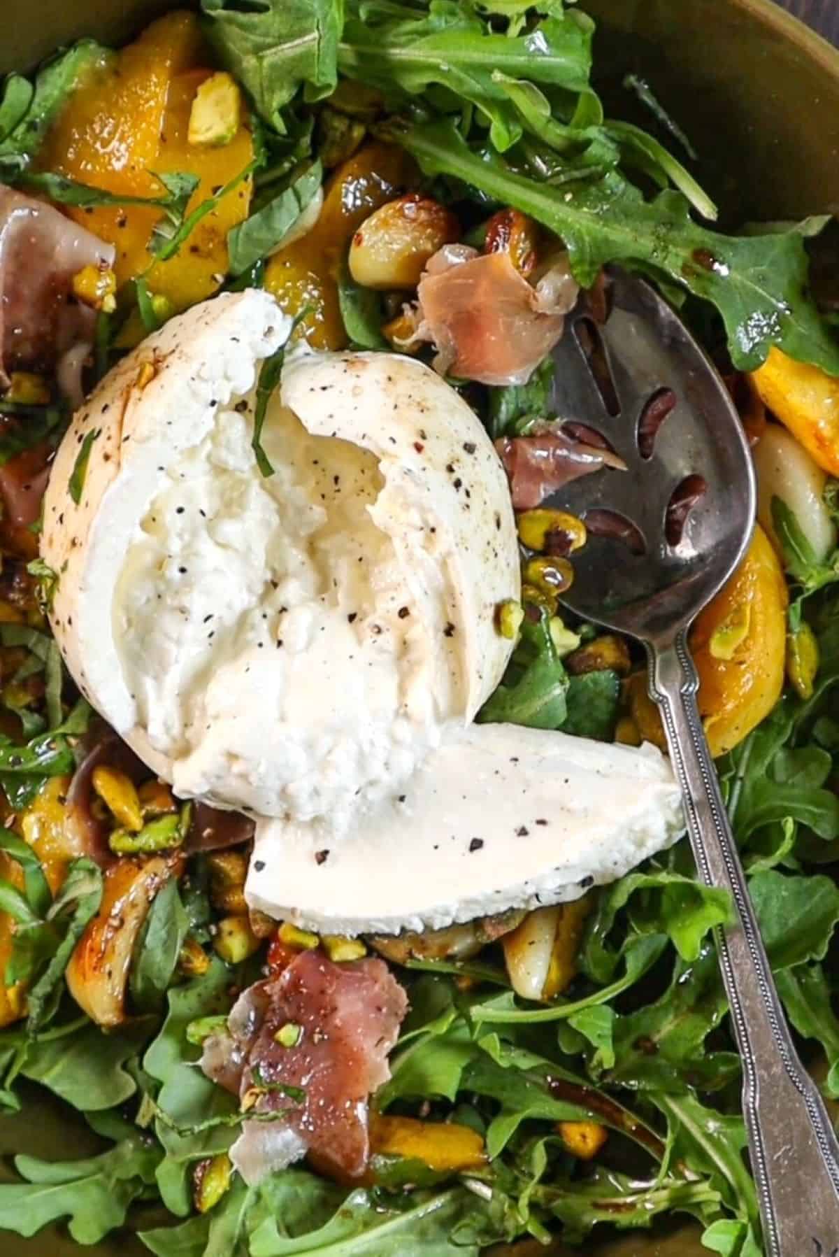 peach and burrata salad