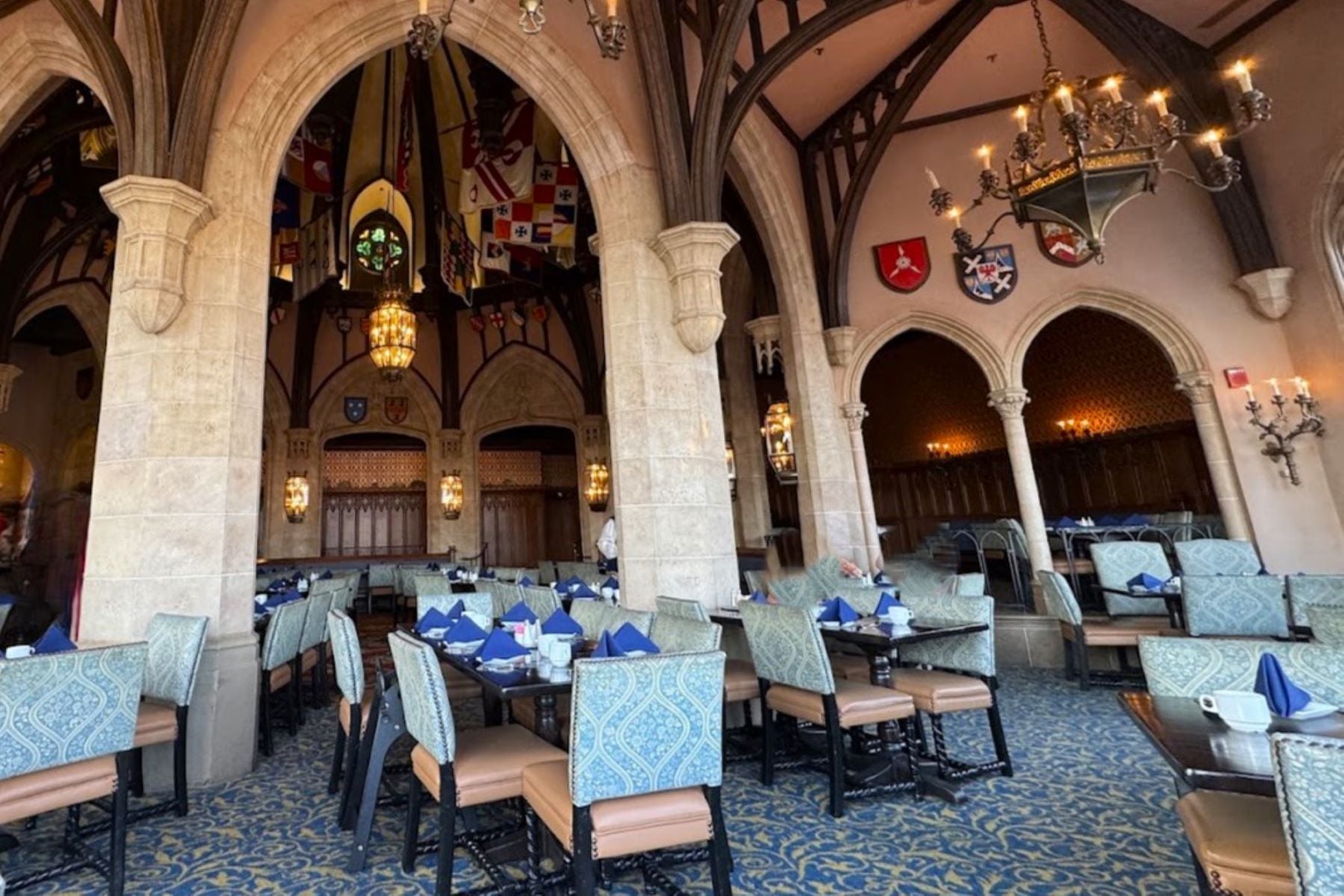 cinderellas royal table magic kingdom