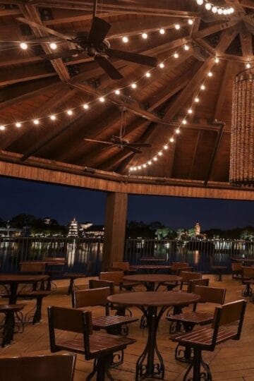 epcot outdoor dining post