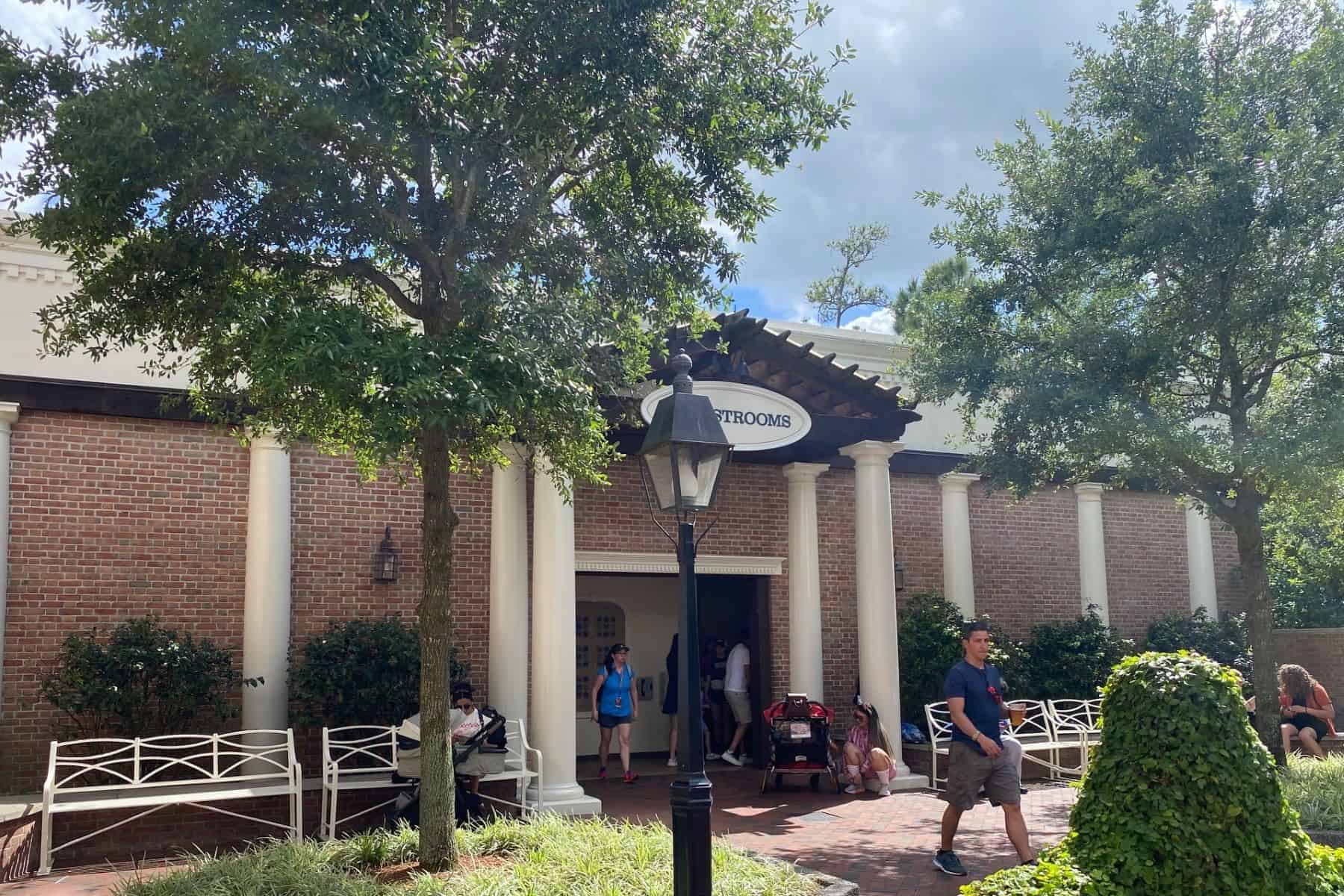 epcot restroom america pavilion