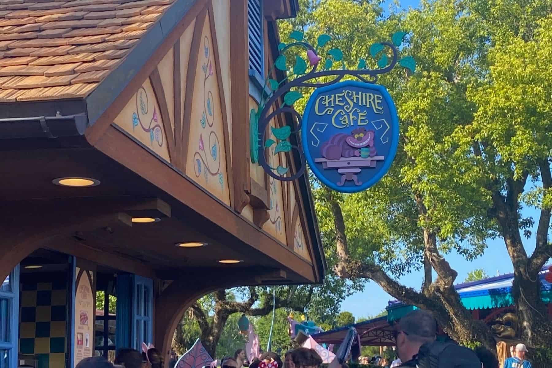 magic kingdom cheshire cat cafe