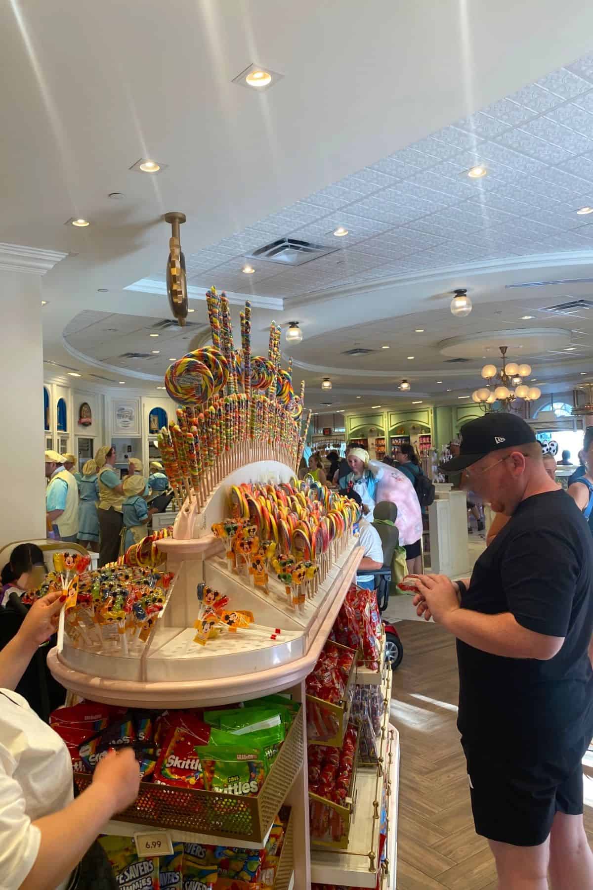 main street confectionary magic kingdom