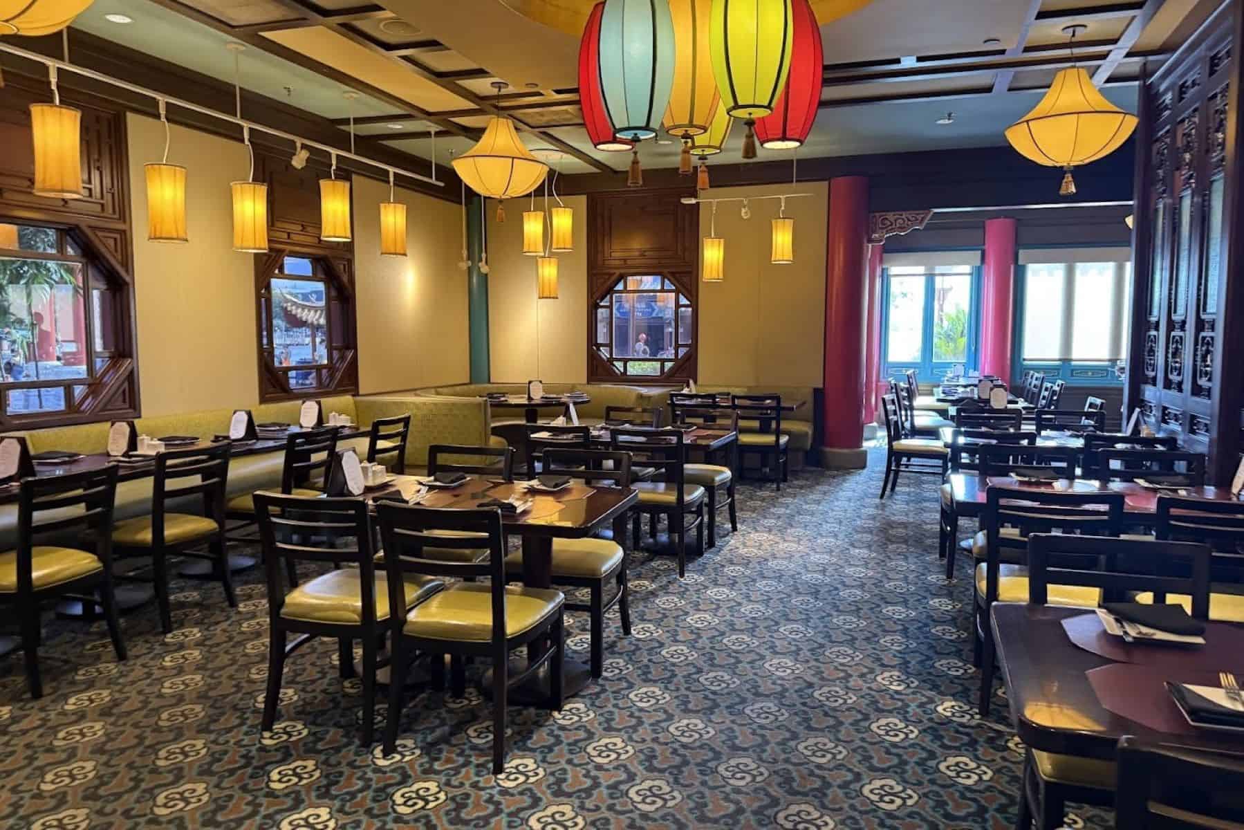 nine dragons restaurant interior