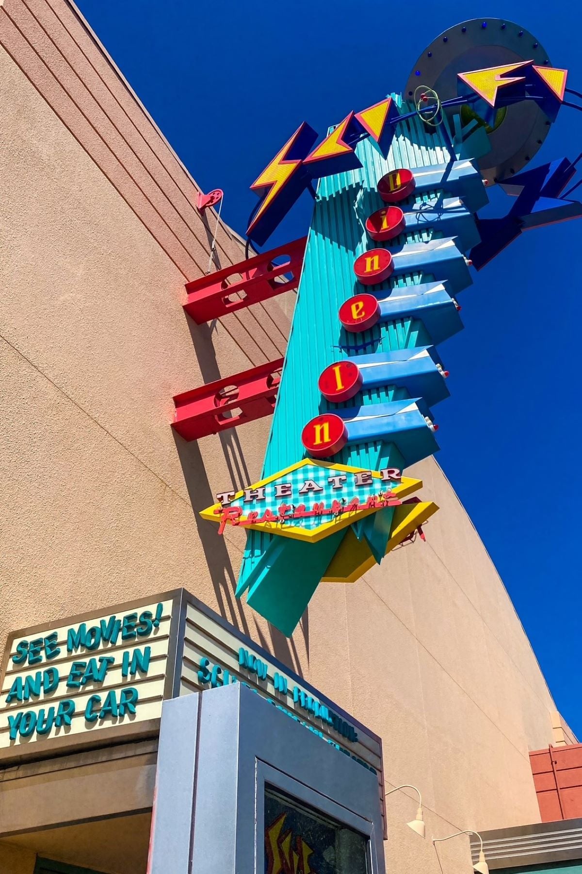 sci fi dine in hollywood studios