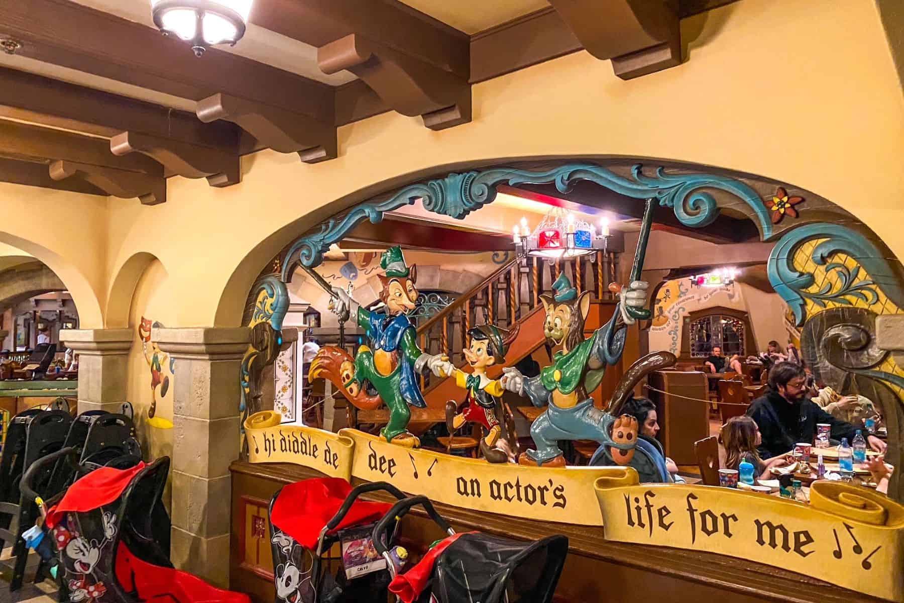 Pinocchio Village Haus interior decor